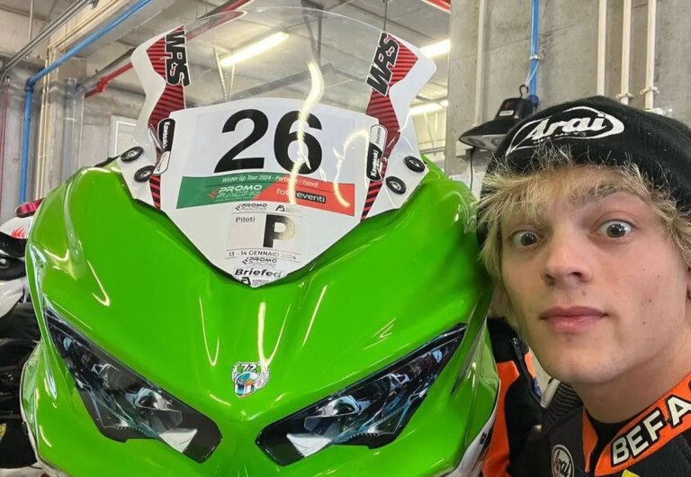 Week-end di prove a Portimao: prima uscita di Mirko Gennai con la Kawasaki Ninja 400 in preparazione al Mondiale Supersport 300 2024