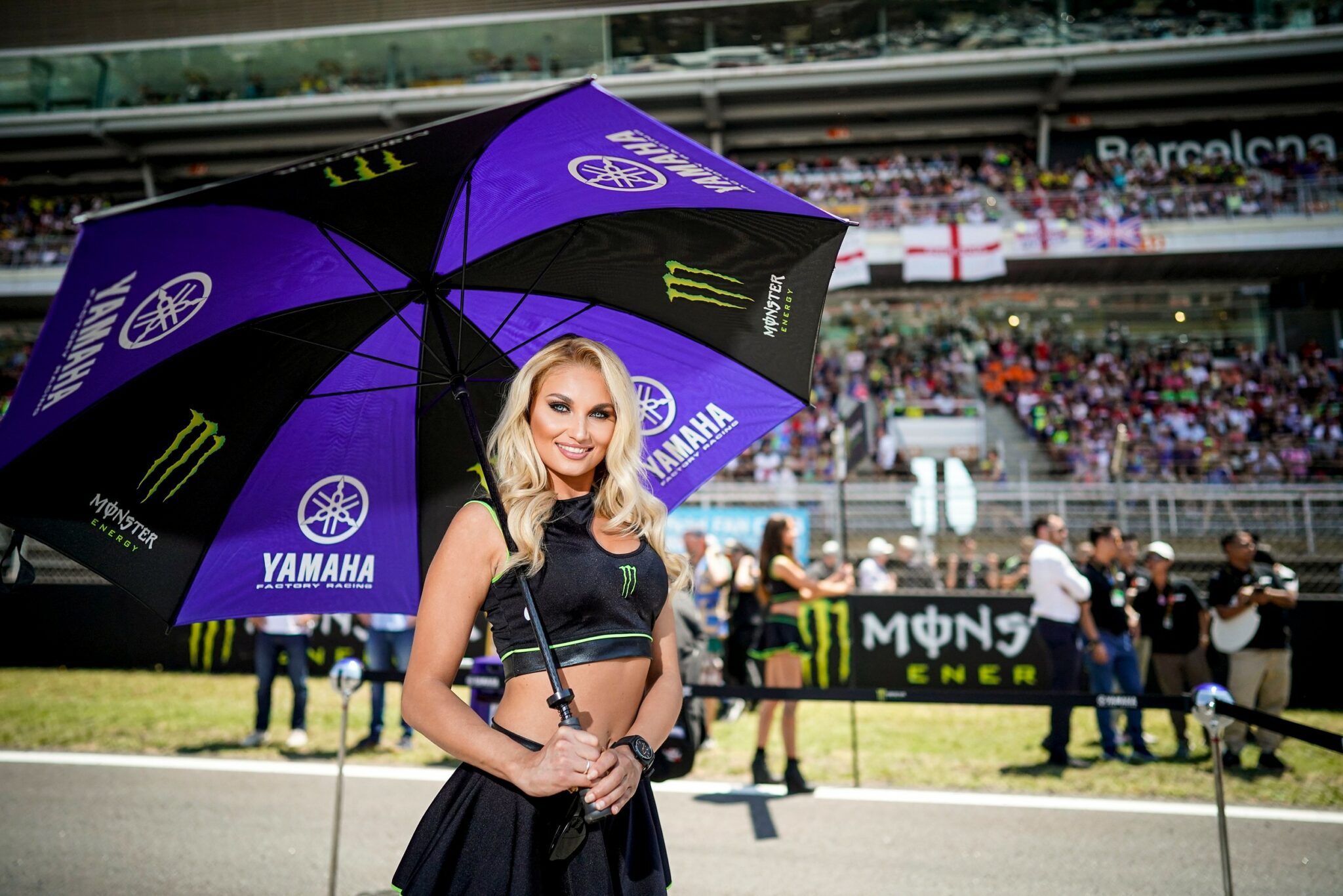 Monster Girls qui sont les filles qui font rêver les pilotes et les fans Pure GP Race