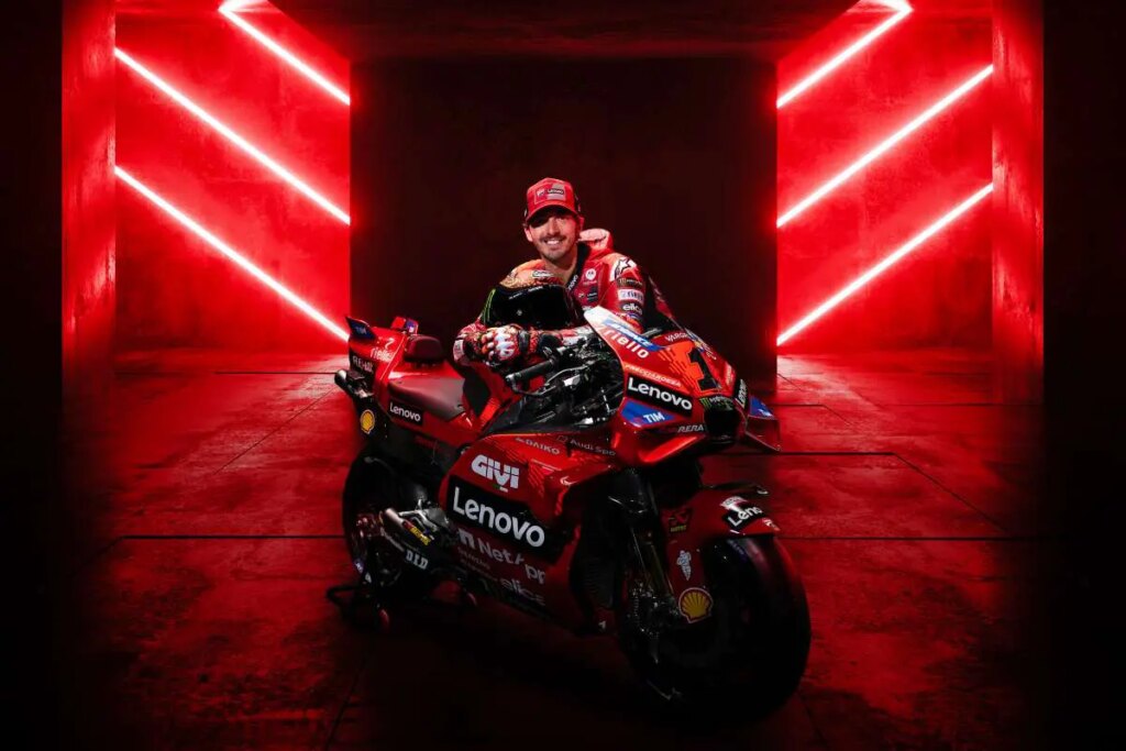 MotoGP, Bagnaia prêt pour la prochaine étape : “Voici ce que je dois améliorer” MotoGP, Pecco Bagnaia sa cosa migliorare nel 2024