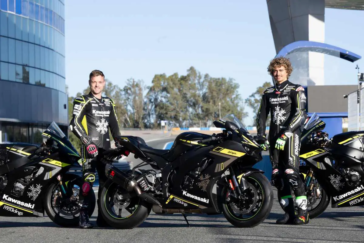 Superbike, Alex Lowes prêt à défier Bassani : “Je ne ressens pas de pression”