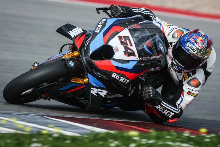 Superbike, test Portimao: Razgatlioglu felice della BMW