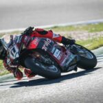 Superbike, test Jerez: Bulega vola nel giorno 1