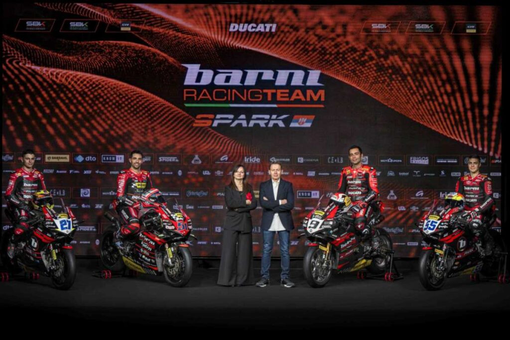 Superbike Supersport, la presentazione del team Barni