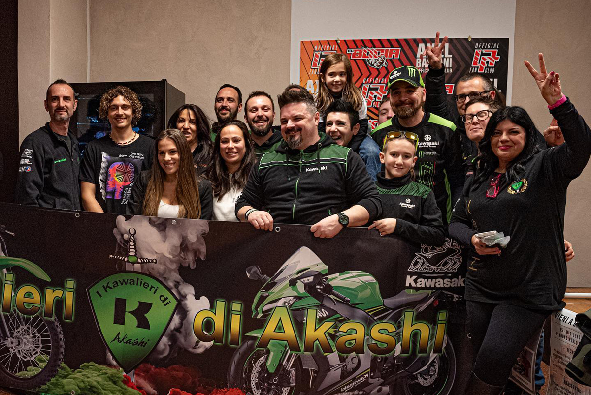 Superbike, Axel Bassani parmi les “Kawalieri d’Akashi”