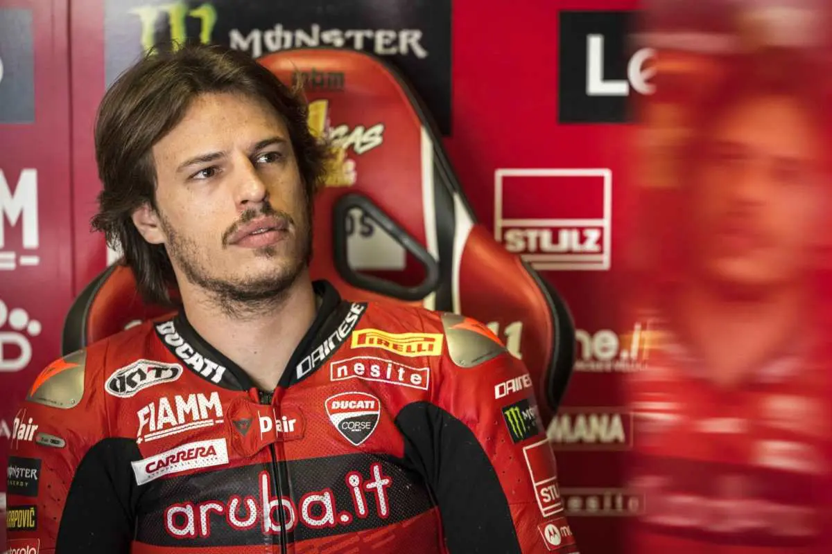 Superbike, Bulega sans pression : “Il y a d’autres pilotes qui doivent gagner”
