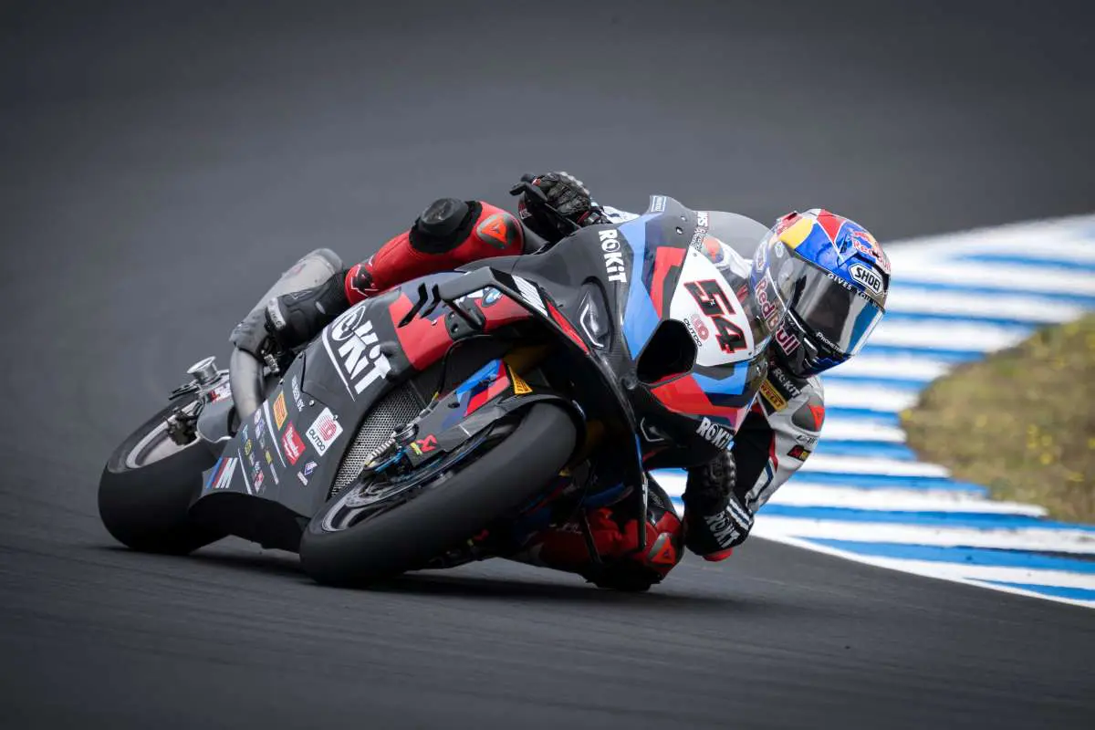 Superbike, Razgatlioglu : “Pourquoi la Ducati ne souffre-t-elle pas à l’arrière ?”