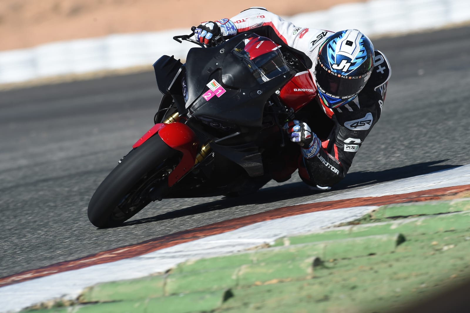 Supersport, Raffaele De Rosa avec le « QJ great challenge » chinois
