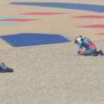 alonso-crash-moto3-fp1-qatar
