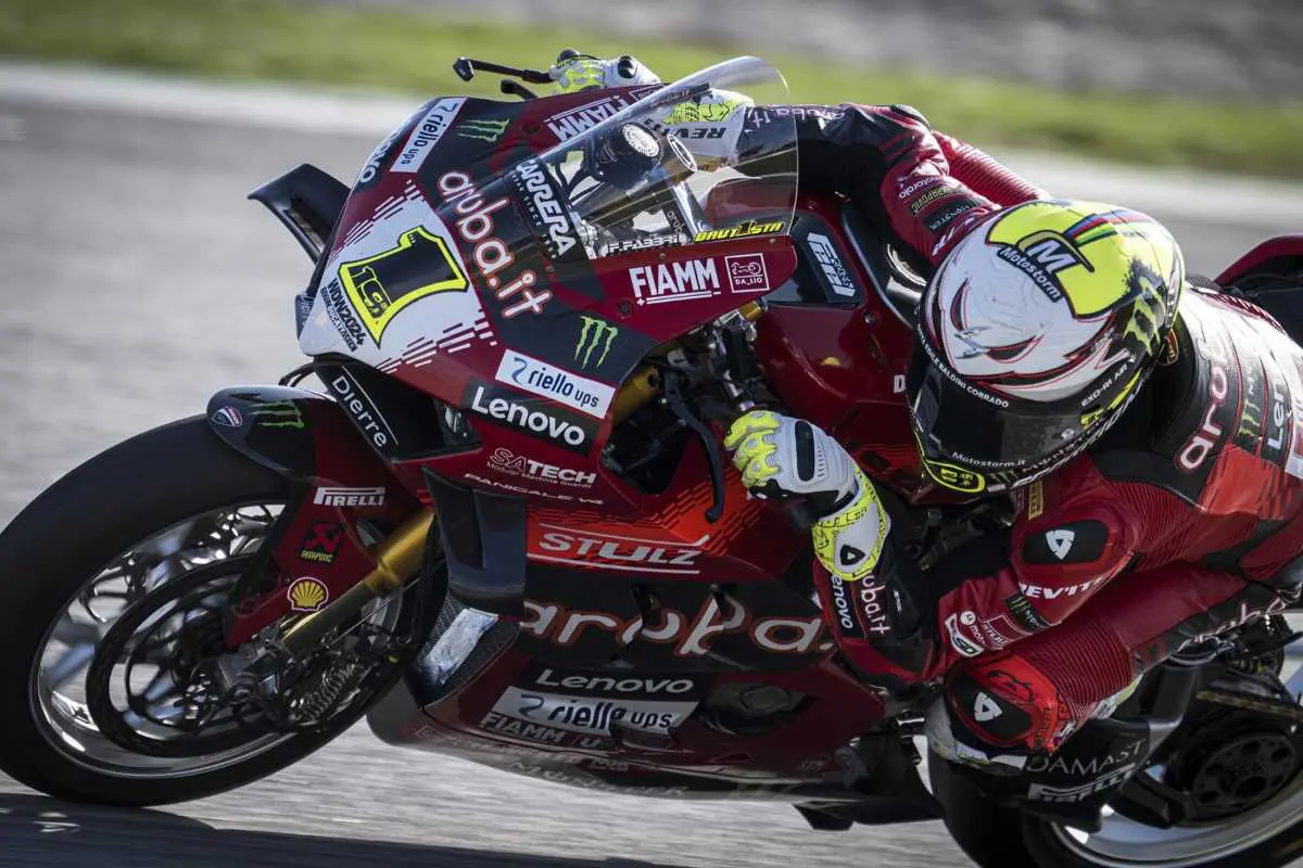 Superbike, Bautista ressuscité après le terrible FP1 : “De la nuit au jour”