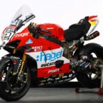 Hager main sponsor del team PBM Ducati, passato in gestione ai figli di Paul Bird: svelata la livrea della Panigale V4 R di Glenn Irwin per il British Superbike 2024