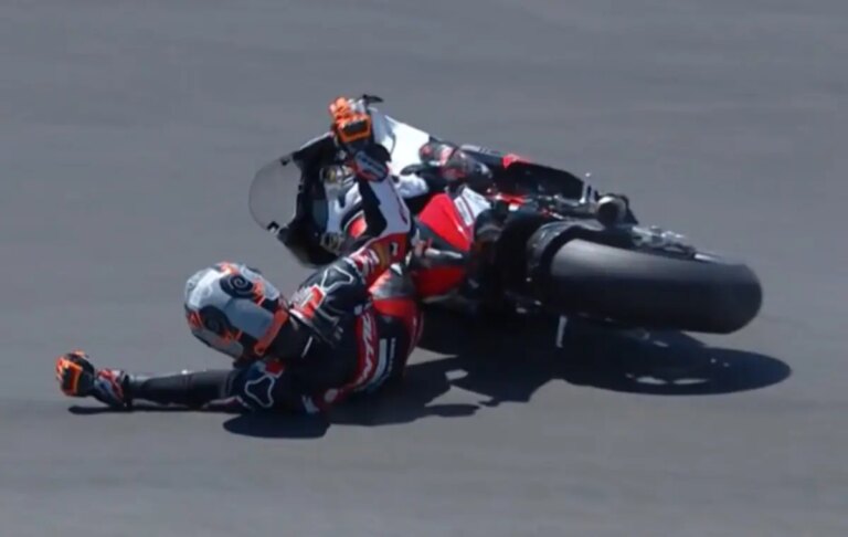canet-crash-p1-moto2