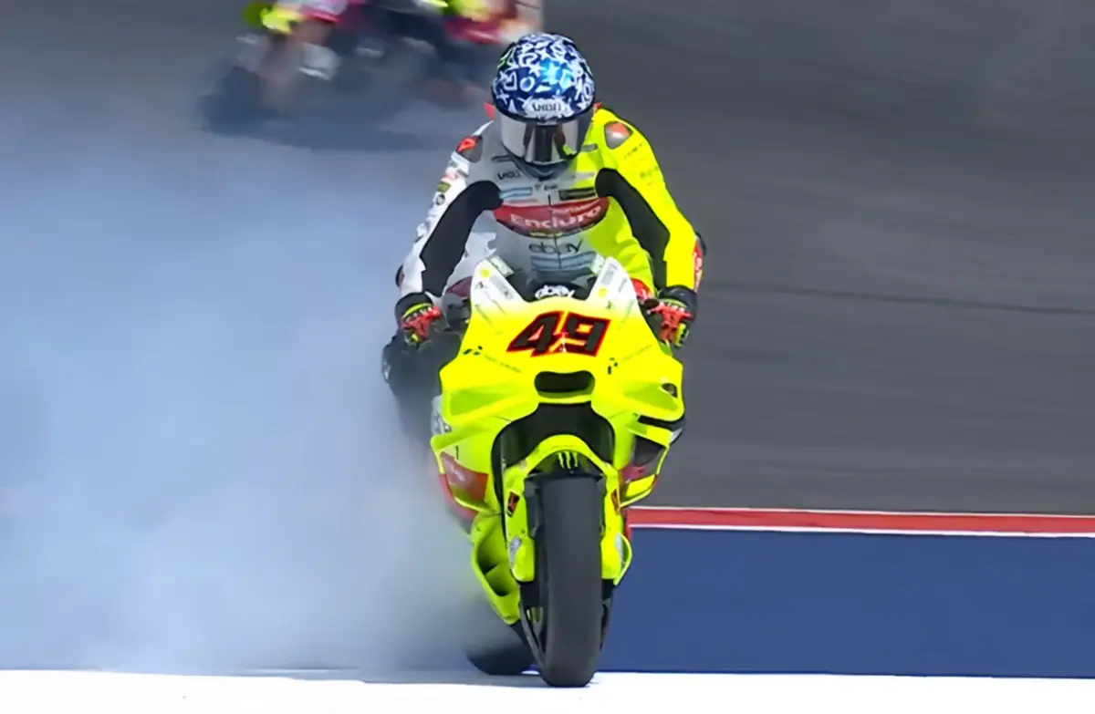 MotoGP, Di Giannantonio fumée blanche : 3e abandon Sprint en trois GP