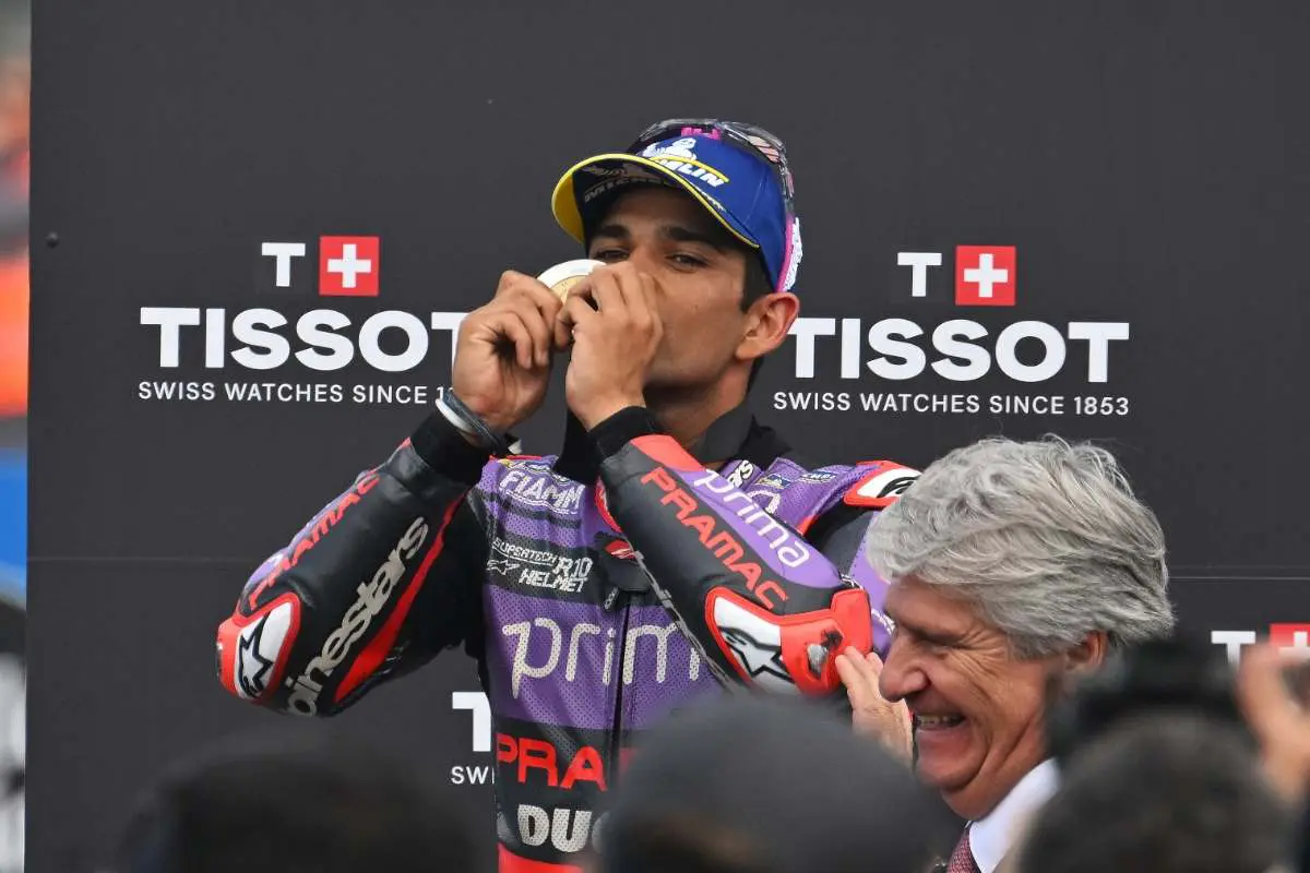 MotoGP, Jorge Martin plaisante avec Pasini : “Il m’a fait gagner aujourd’hui”