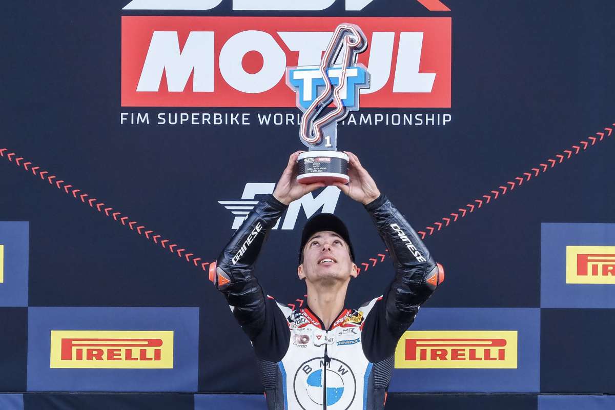 Superbike Assen : Razgatlioglu fait rêver BMW, puis critique Dorna
