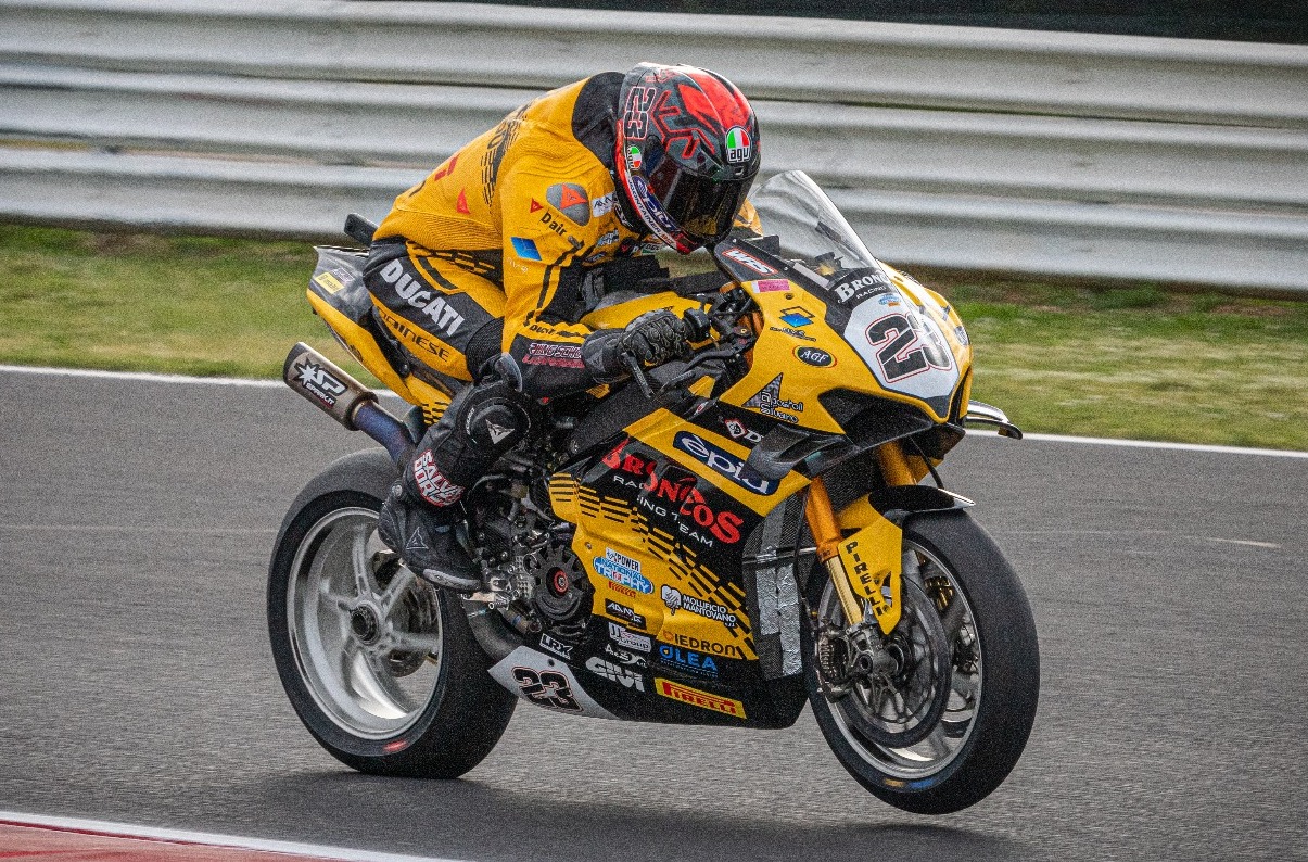 Trophée National 1000 : Luca Salvadori triomphant, il n’y a pas d’histoire à Misano