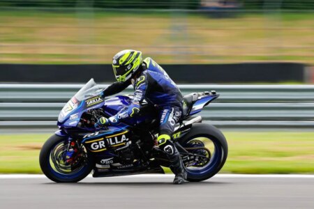Gara 1 del British Superbike a Donington Park interrotta per un incidente a Christian Iddon: vittoria a Kyle Ryde davanti a Tommy Bridewell e Leon Haslam