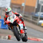 Glenn Irwin super nelle prime prove della North West 200