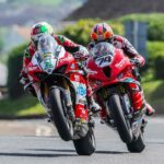 Epica decima vittoria Superbike di Irwin alla North West 200