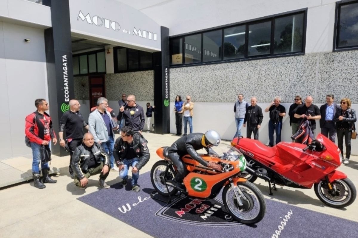 Le Motoclub Renzo Pasolini accueille le “Groupe Pasisti”