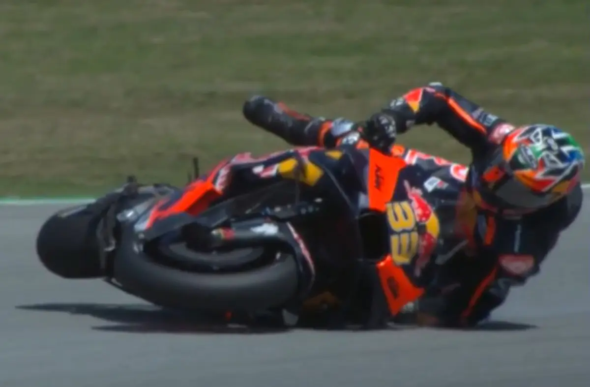 MotoGP Catalogne, Tests : Espargaro record, double bang Binder