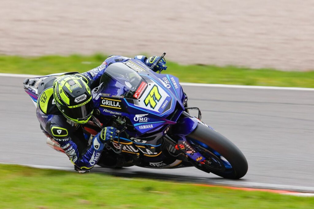 Pole record pour Kyle Ryde en British Superbike à Oulton Park Con un giro quasi perfetto Kyle Ryde strappa la pole del British Superbike a Oulton Park: scatterà davanti a Glenn Irwin e Ryan Vickers in Gara 1