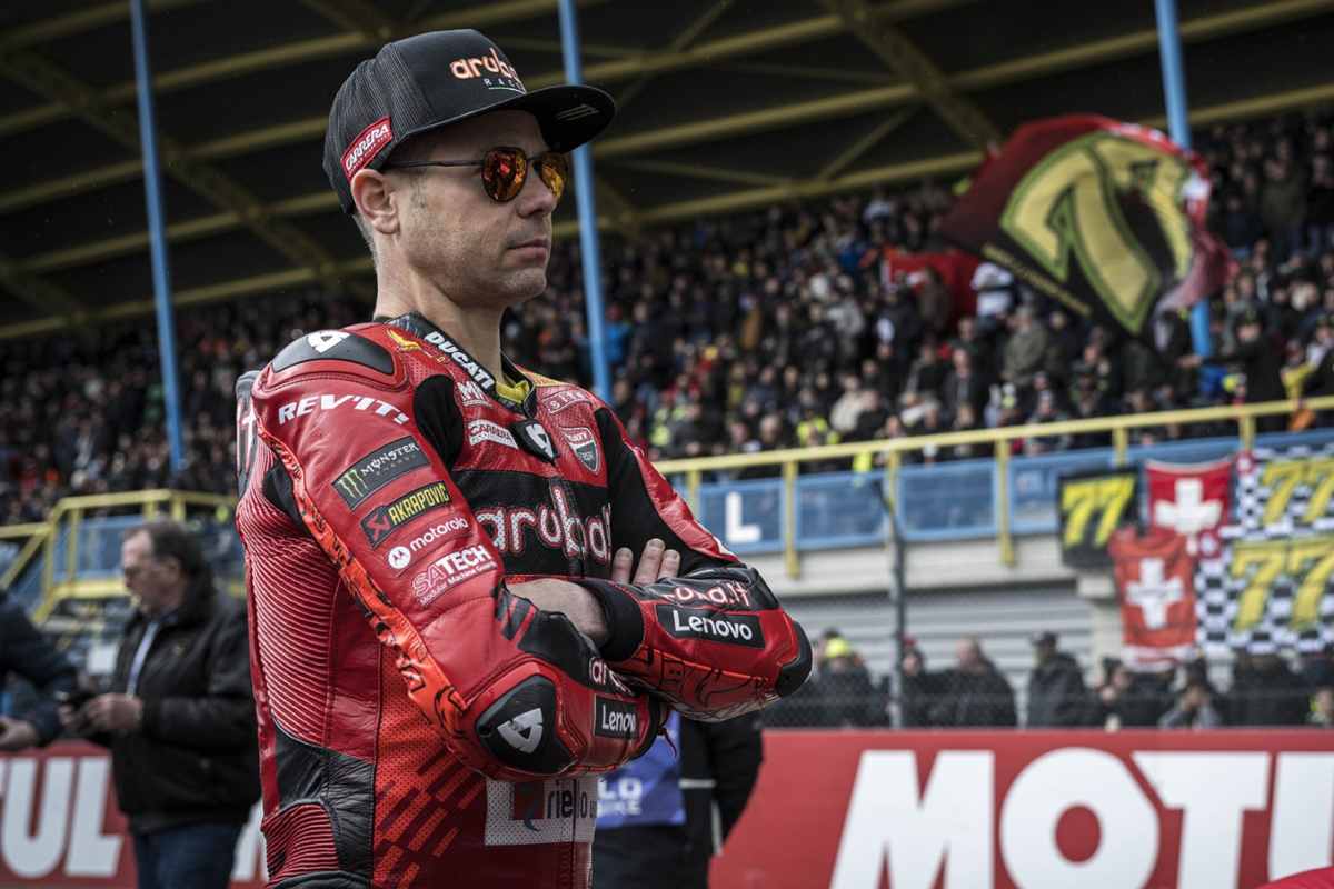 Superbike, Bautista répond à Denning : “Ce serait mieux s’il ne commentait pas…”