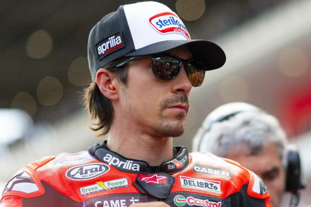 MotoGP Maverick Vinales Aprilia KTM