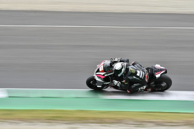 Romano Fenati costretto al forfait per il CIV Superbike al Mugello: rimandato il suo debutto con Bike&Motor Racing Team BMW