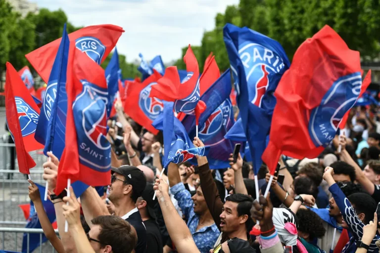 Ligue des champions: en cas de sacre et sans incidents à Paris samedi, une célébration prévue dimanche sur le Champ-de-Mars