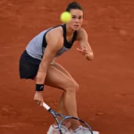 Loïs Boisson éliminée d’entrée à Roland-Garros, un an après sa demi-finale au tournoi