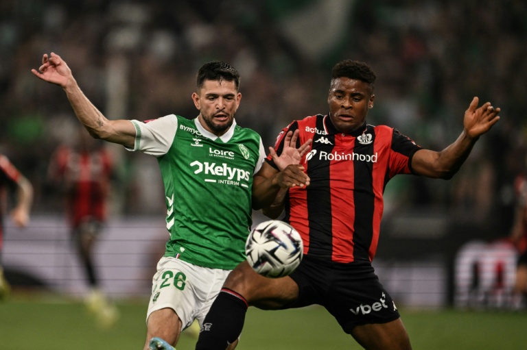 Barrage aller L1/L2: rien n'est joué entre Saint-Etienne et Nice