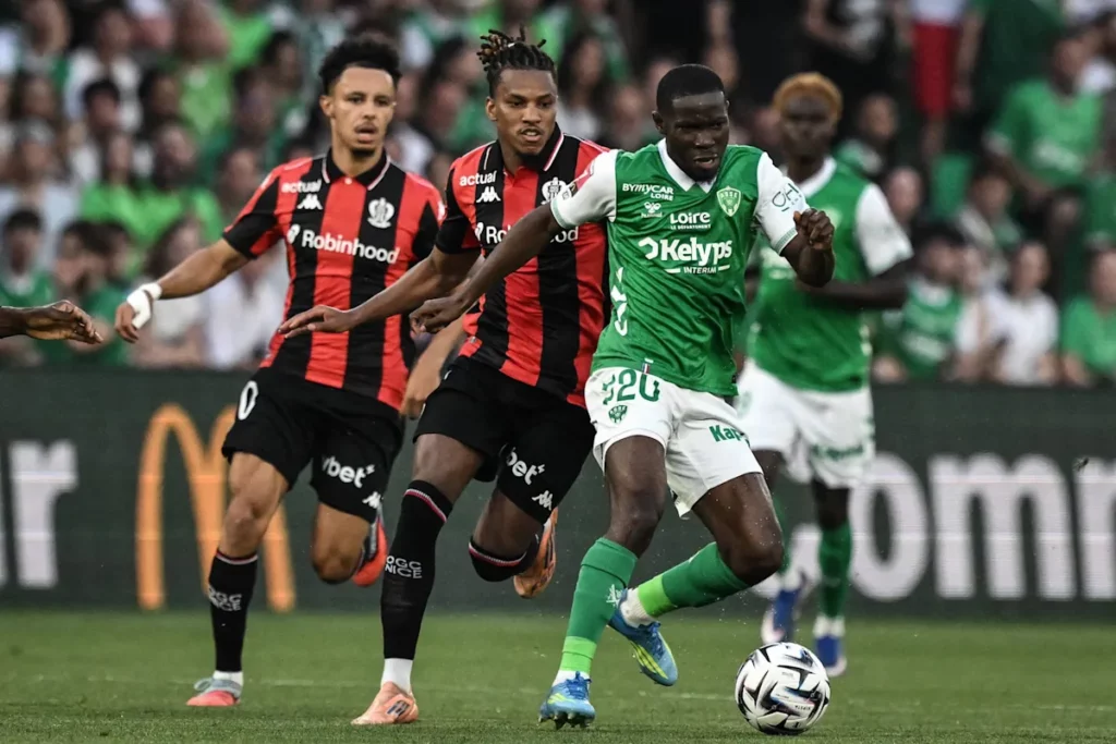 Nice-Saint-Étienne: le match classé à haut risques, les fans niçois interdits d’approcher le centre d’entraînement