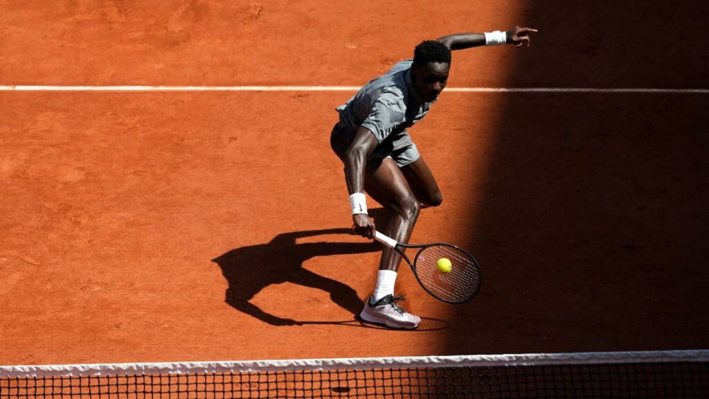 À Roland-Garros, Moïse Kouame poursuit son rêve en remportant son deuxième match