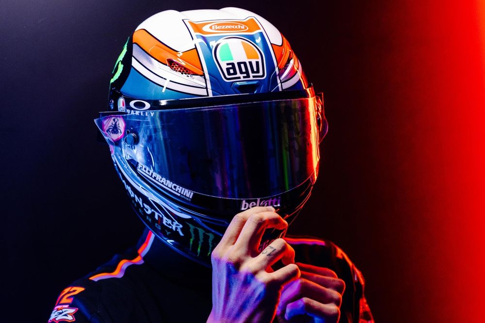 Marco Bezzecchi rend hommage à Alex Zanardi avec les couleurs de son casque