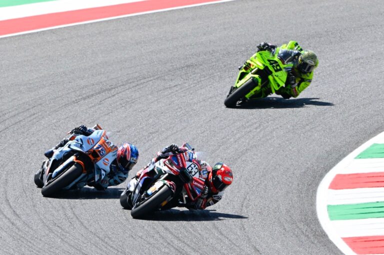 Bagnaia a craint le "désastre" : "J'ai eu peur dans le dernier tour"