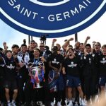 Victoire du PSG en Ligue des champions : les joueurs et les fans terminent la fête au Champ de Mars