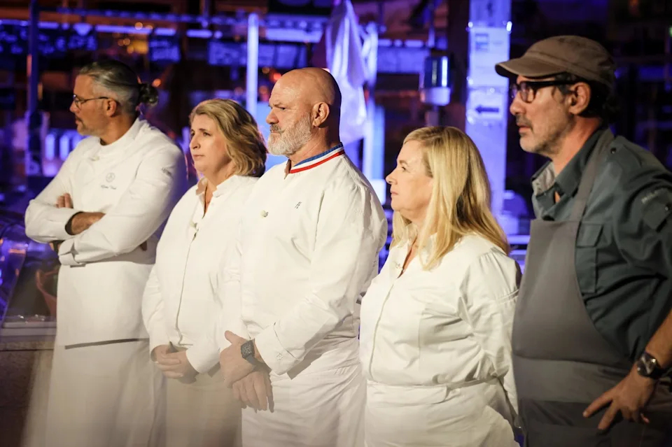 Candidats de Top Chef 2026 en pleine épreuve de texture et pain rassis
