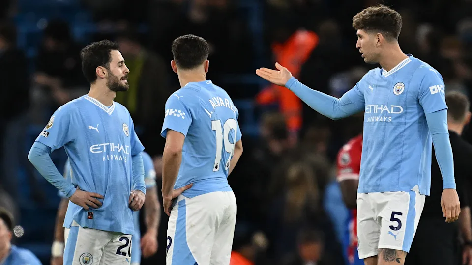Manchester City confronté à un double départ de joueurs clés