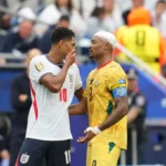 Ligue des champions: l'UEFA ne suit pas la FIFA, pas de carton rouge pour les joueurs se couvrant la bouche