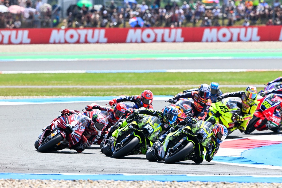 Championnat serré : huit pilotes totalisent 63 points avant la mi-saison