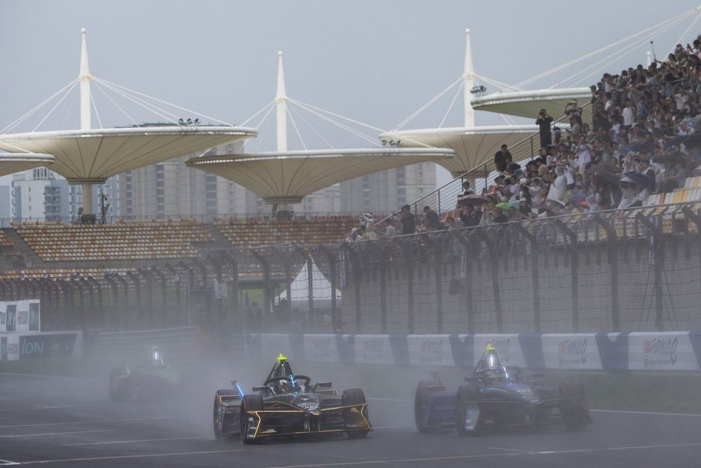 Maximilian Günther au volant de la DS Penske à Shanghai