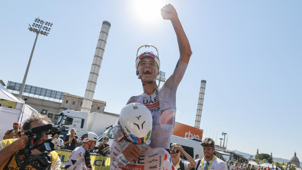 Tour de France : Isaac Del Toro gagne la 2e étape, Vingegaard garde le maillot jaune