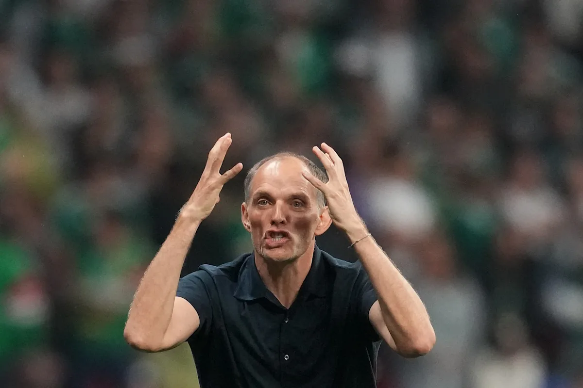 Coupe du monde 2026: Tuchel dénonce "une grosse erreur" de la Fifa après la suspension du carton rouge de Balogun