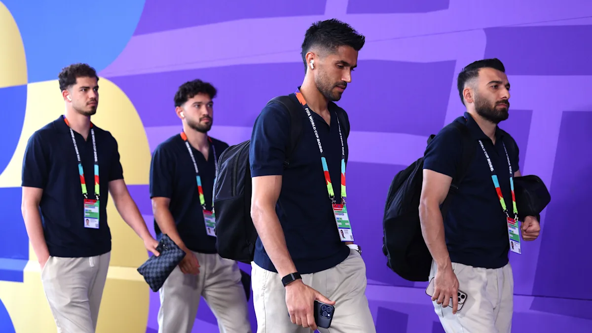 Un joueur iranien confie à Koora : « Nous sommes l'équipe la plus malchanceuse… et nous regrettons d'avoir laissé filer la victoire face à l'Égypte. »