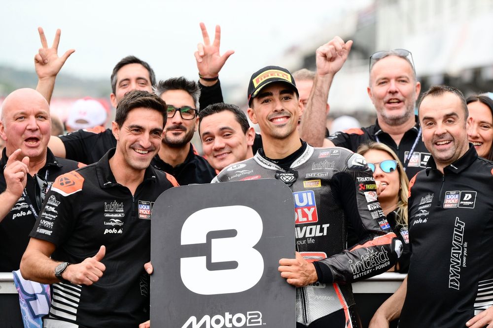Senna Agius en combinaison de course, candidat potentiel pour Tech3 en 2027