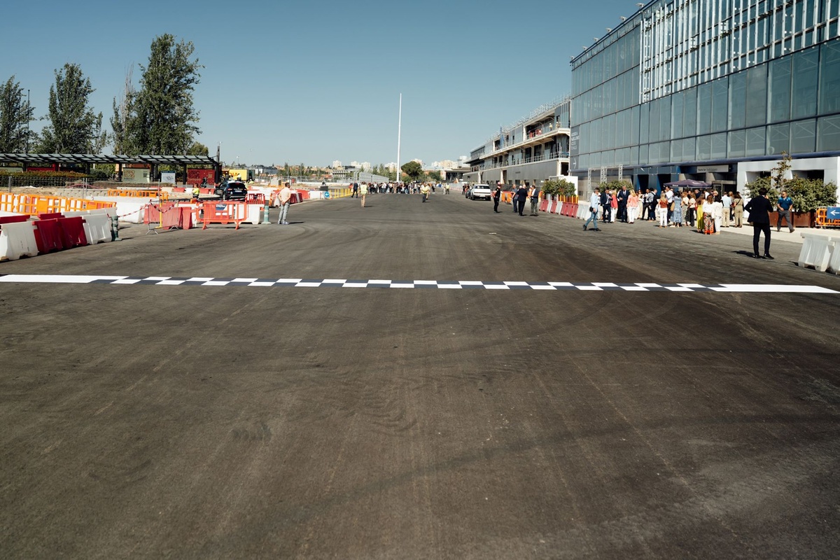 Hamilton et Leclerc testent la SF-26 sur le circuit de Madring dès cette semaine