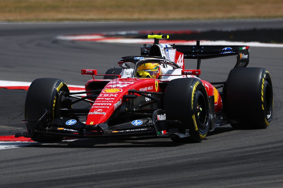 Lewis Hamilton pénalisé par un mauvais réglage à Silverstone