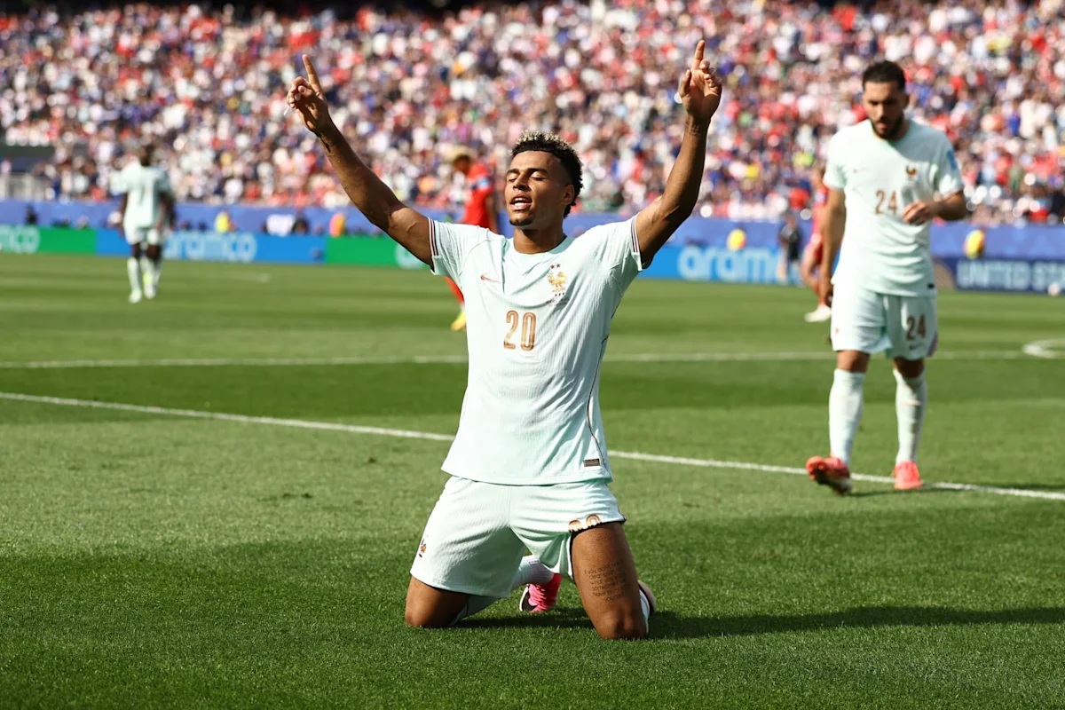 France-Maroc: la compo probable des Bleus, avec Désiré Doué