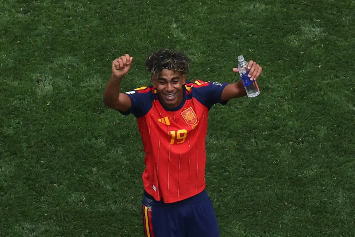 France-Espagne: "Ils doivent avoir peur de nous", l'avertissement de Lamine Yamal aux Bleus avant la demi-finale de Coupe du monde