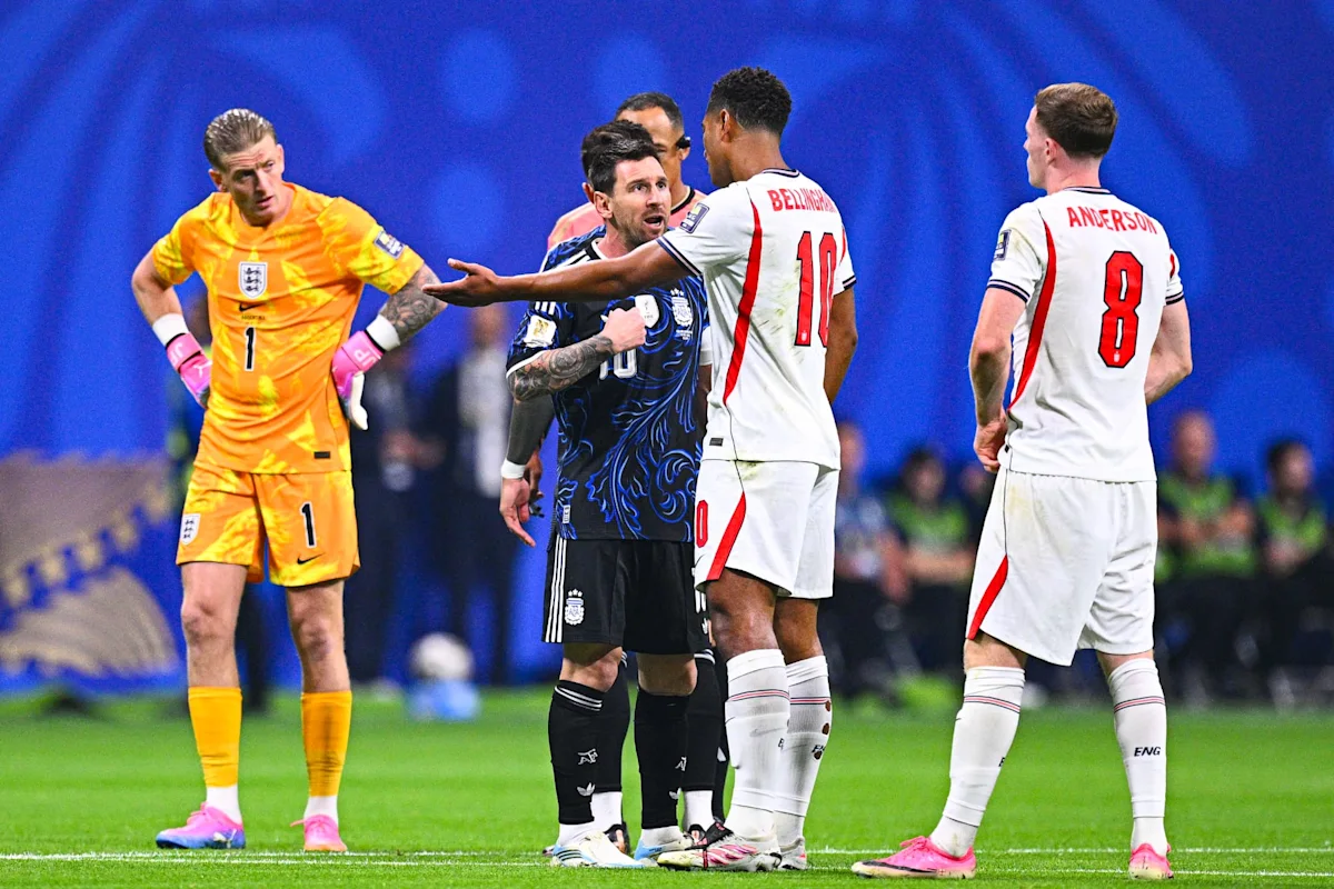 Angleterre-Argentine: 19 fautes, 0 tir cadré... la première mi-temps sous haute tension de la demi-finale de Coupe du monde 2026